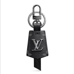 LV CLOCHES-CLES BAG CHARM AND KEY HOLDER
